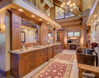 Master-Bath-Vanity-Tub-and-Make-Up-Desk-min