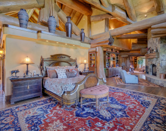 Master-Bedroom-and-Fireplace-and-Wet-Bar-min