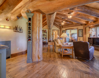 Upper-North-Guest-Rooms-min