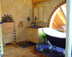 gaviota-pc-bathroom