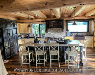Kitchen & Dining 4
