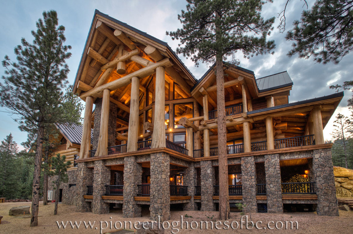 Custom Log Homes Picture Gallery | BC, Canada