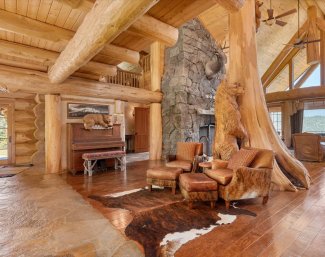052-4620-W-A-Barr-Rd-Interior-43-of-90