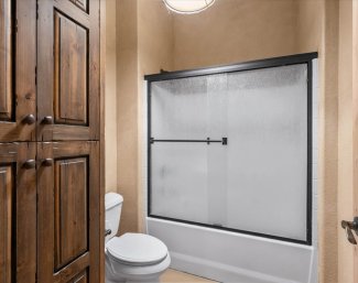 085-4620-W-A-Barr-Rd-Interior-42-of-90