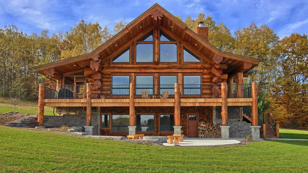 Pioneer Log Homes Canada Handcrafted